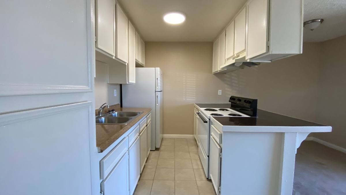 4058 51st St, San Diego, CA 92105 - Apartment for Rent - Image 6