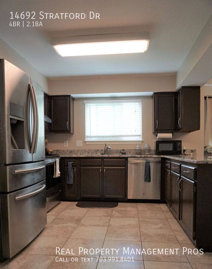 House for rent at 14692 Stratford Dr, Woodbridge, VA 22193