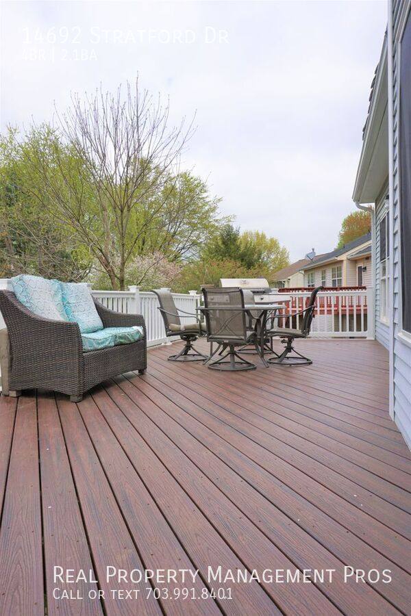 House for rent at 14692 Stratford Dr, Woodbridge, VA 22193