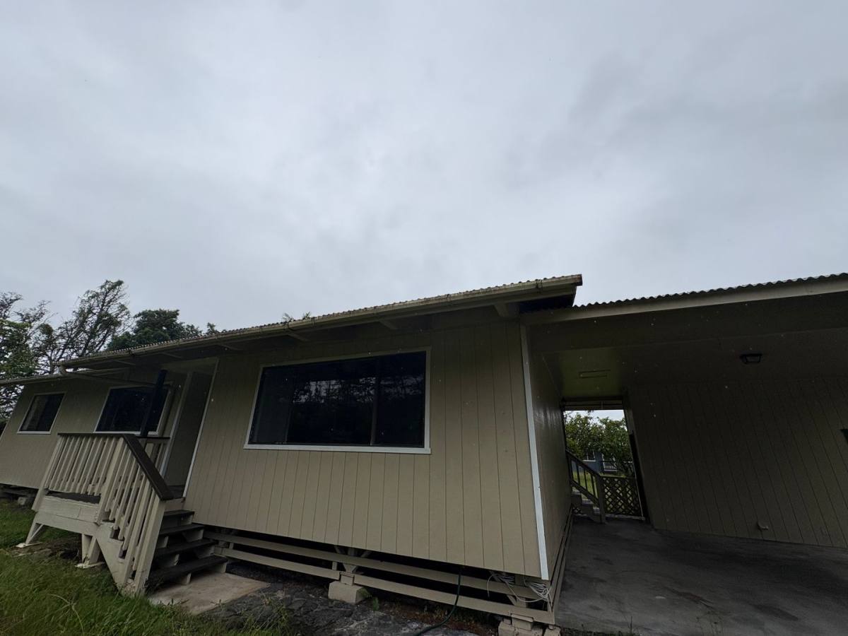 Townhouse for rent at 15-1669 24th Ave, Keaau, HI 96749