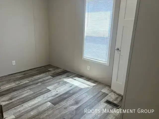 Apartment for rent at 1422 Teakwood St #1422TW, Salina, KS 67401