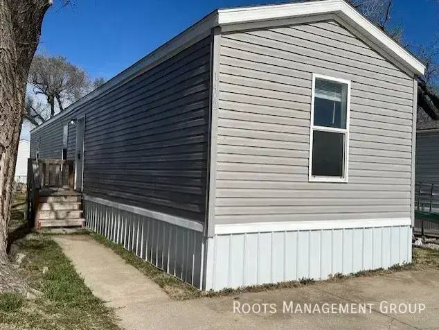 Apartment for rent at 1422 Teakwood St #1422TW, Salina, KS 67401