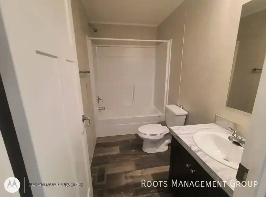 Apartment for rent at 1422 Teakwood St #1422TW, Salina, KS 67401