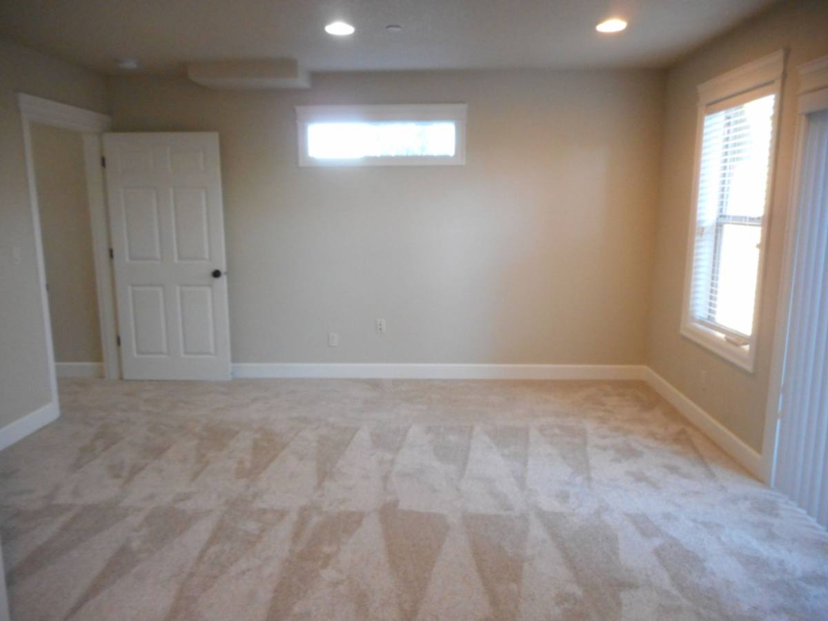 Townhouse for rent at 1555 Dolores Way SE, Albany, OR 97322