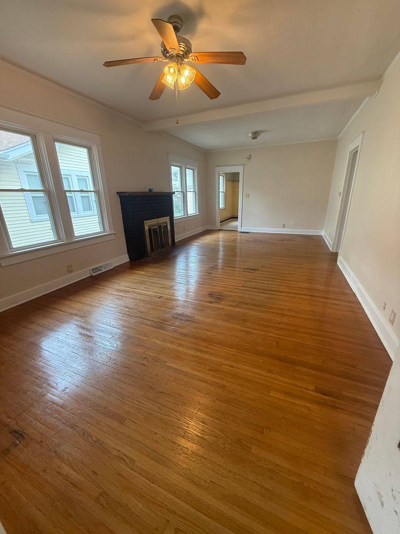 House for rent at 1608 S 2nd St, Springfield, IL 62704