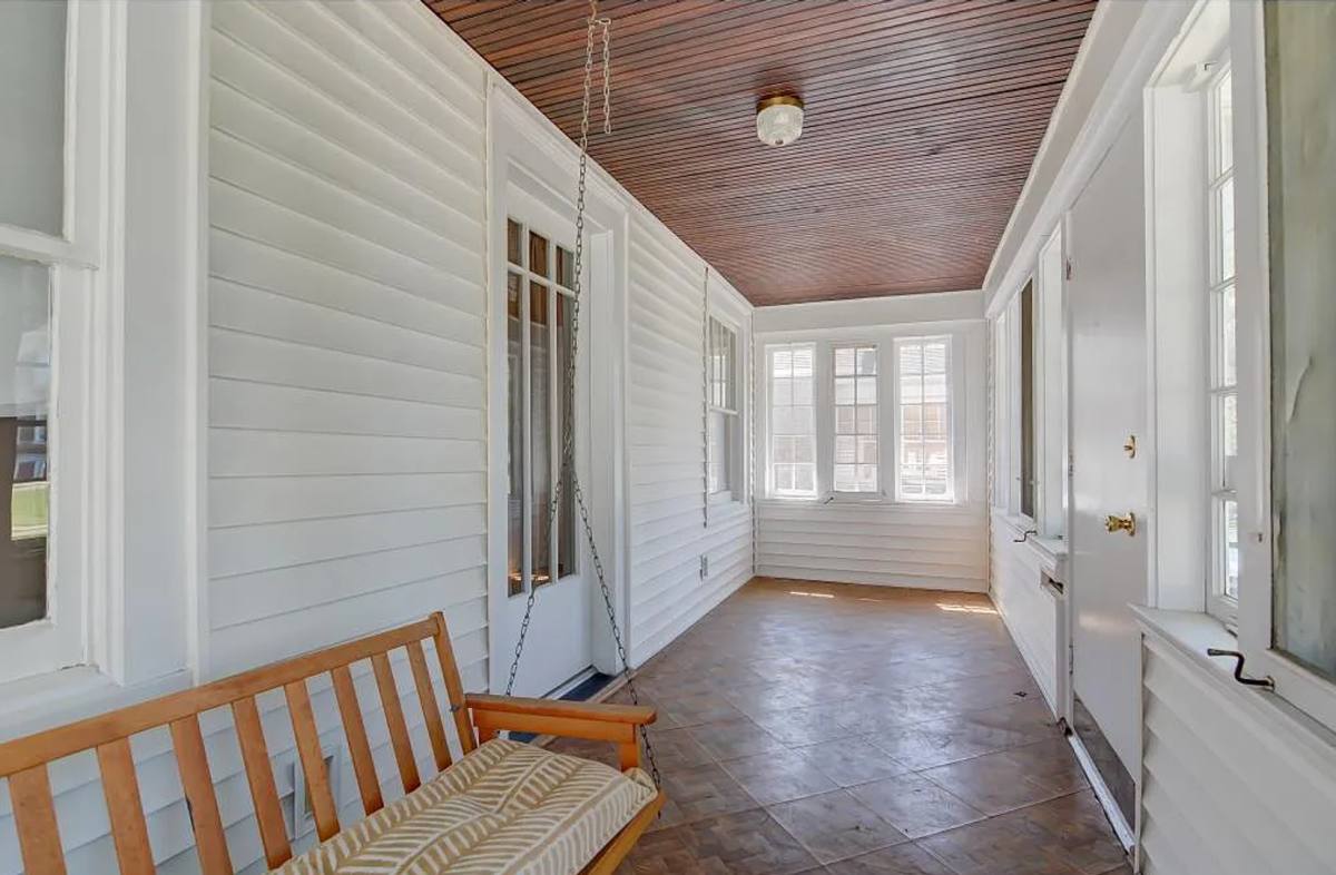 House for rent at 1608 S 2nd St, Springfield, IL 62704
