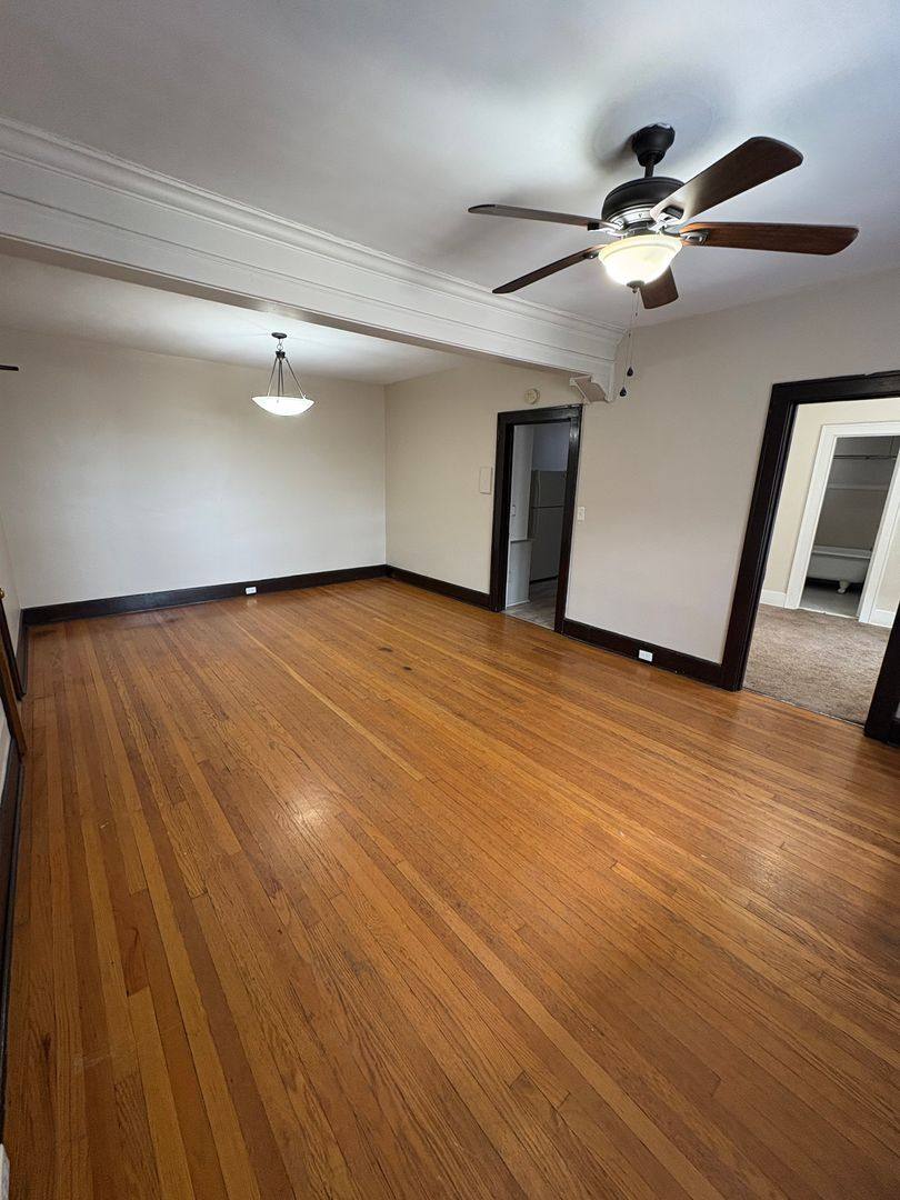 Apartment for rent at 2464 Harney St, Omaha, NE 68131