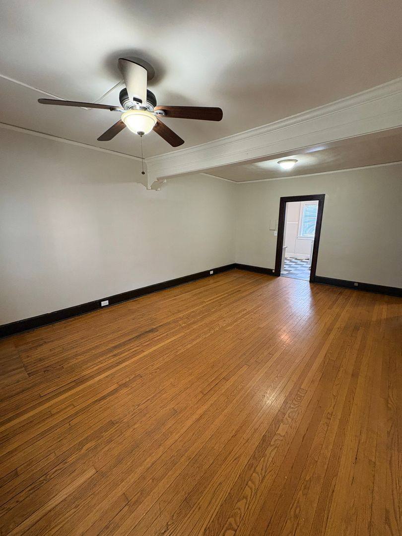 Apartment for rent at 2464 Harney St, Omaha, NE 68131