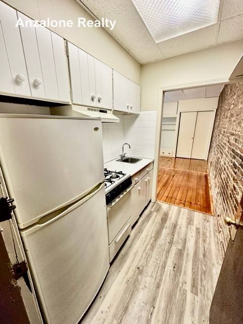 Apartment for rent at 23 Sheafe #1R, Boston, MA 02113