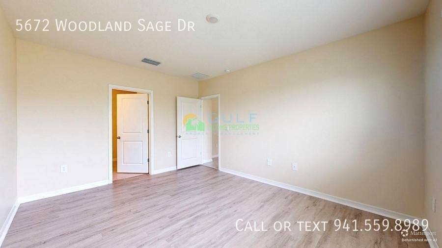 House for rent at 5672 Woodland Sage Dr, Sarasota, FL 34238