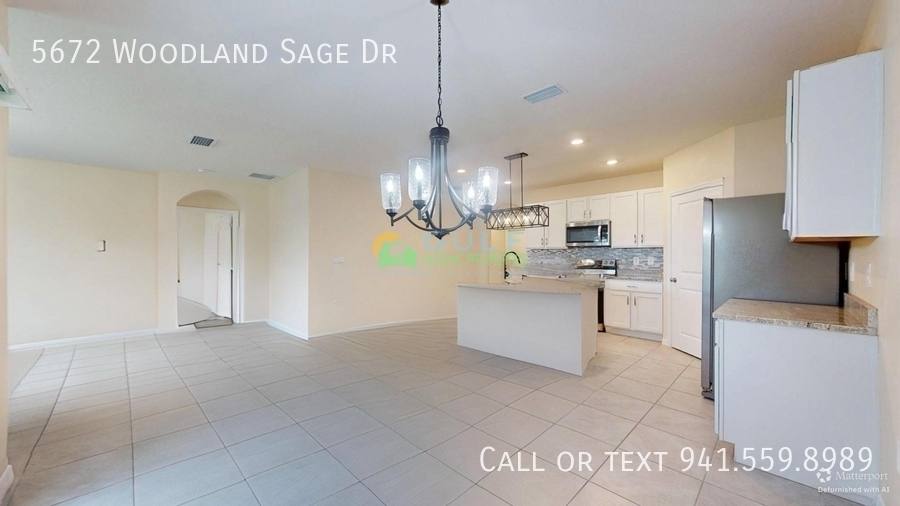 House for rent at 5672 Woodland Sage Dr, Sarasota, FL 34238