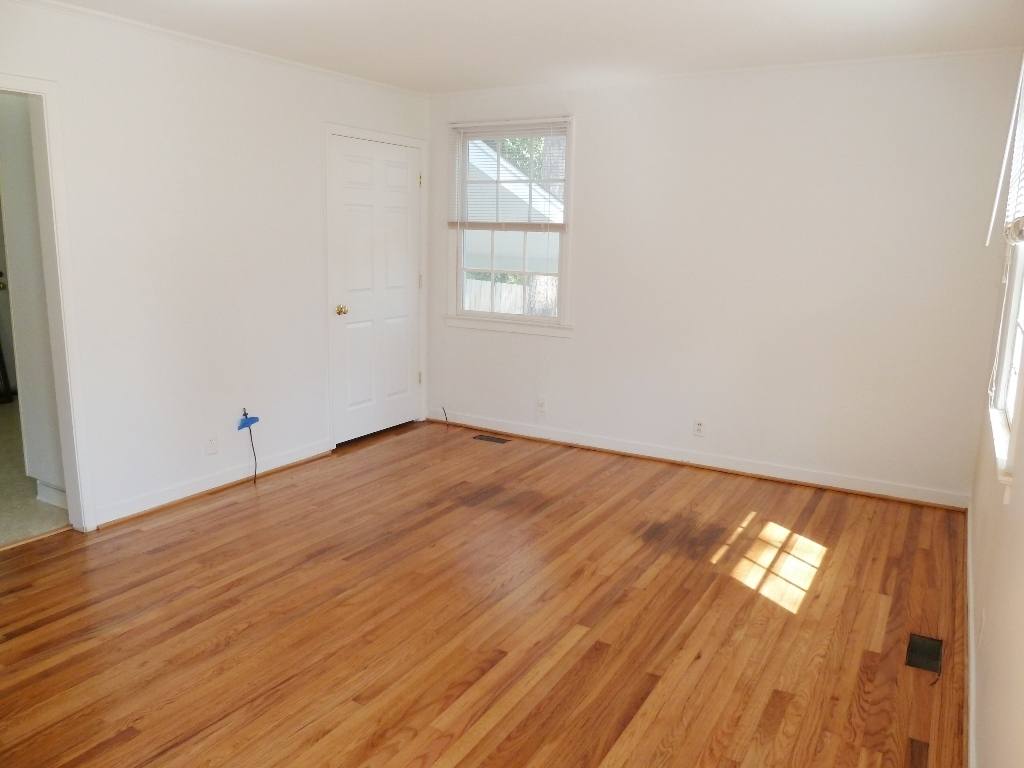 House for rent at 130 Barclay Rd, Chapel Hill, NC 27516