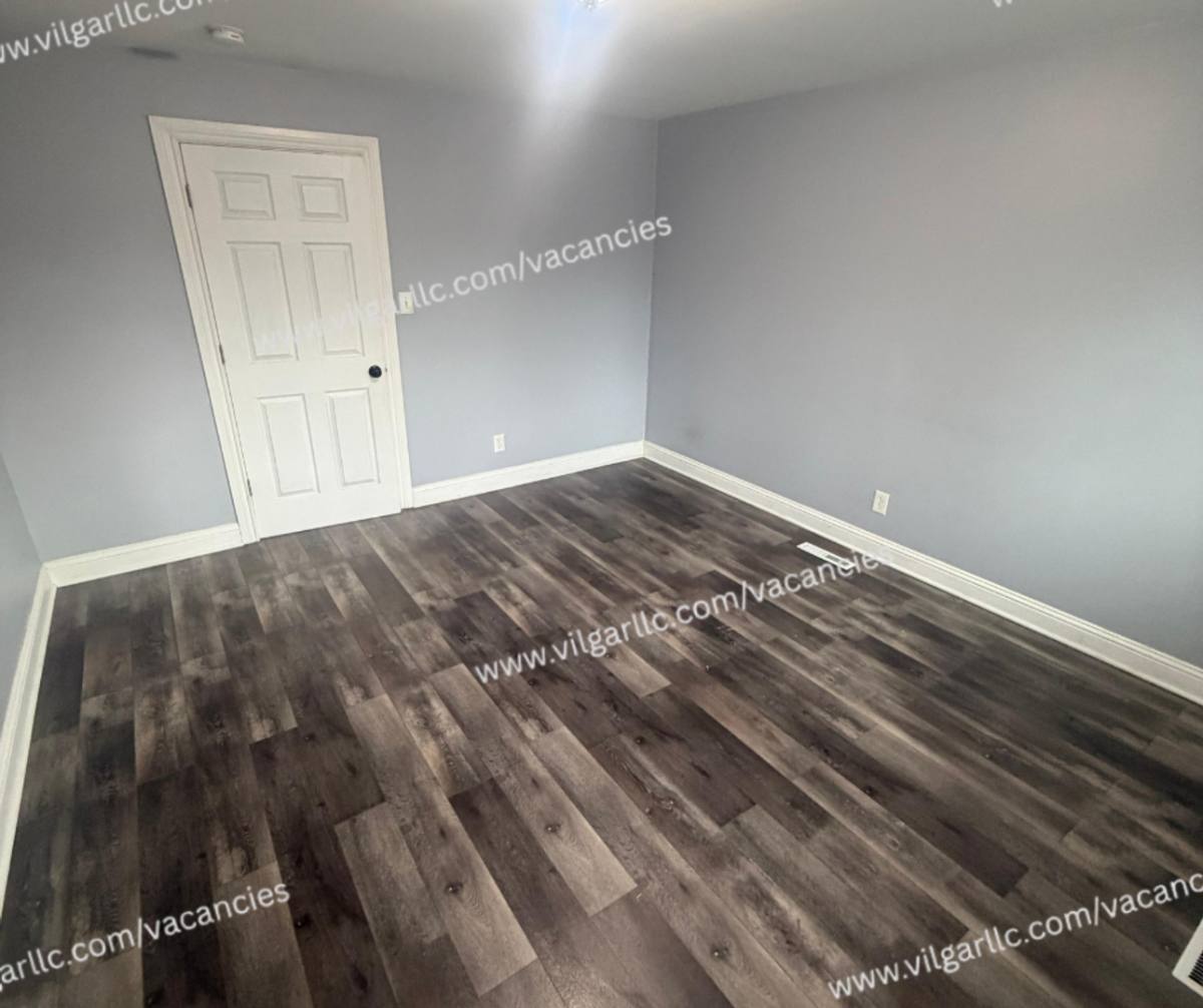 Townhouse for rent at 509 - 511 169th St, Hammond, IN 46324