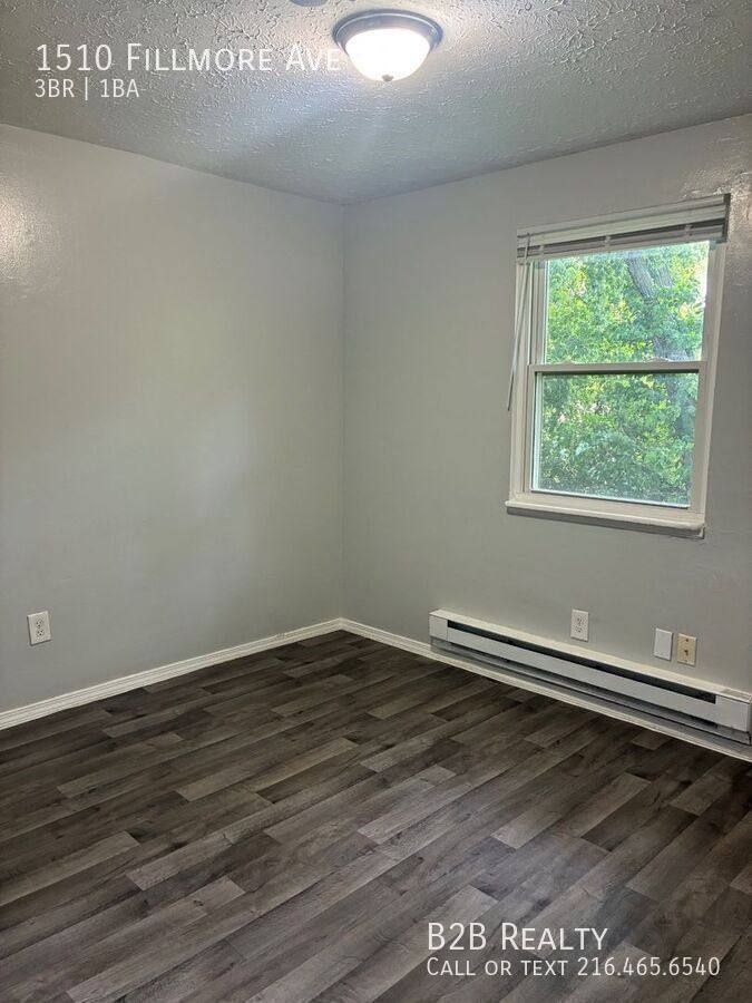 Apartment for rent at 1510 Fillmore Ave, Lorain, OH 44052