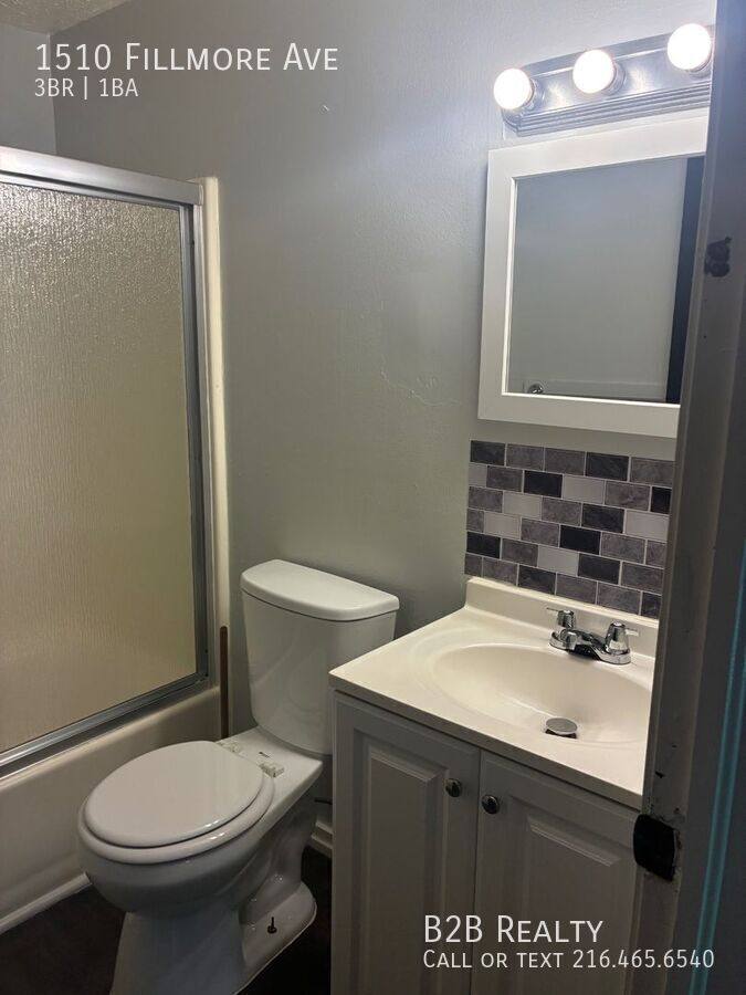 Apartment for rent at 1510 Fillmore Ave, Lorain, OH 44052