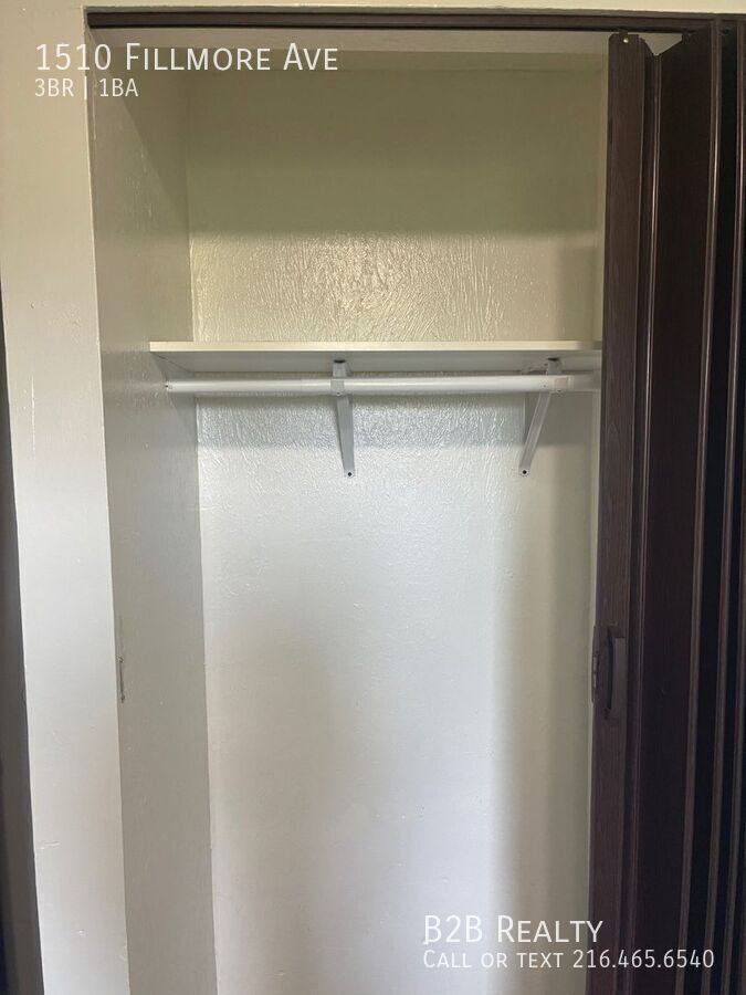 Apartment for rent at 1510 Fillmore Ave, Lorain, OH 44052