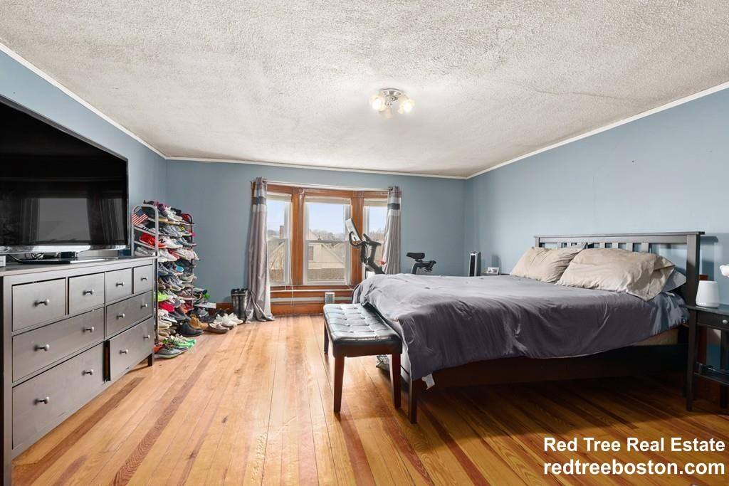 Apartment for rent at 14 Bowdoin St #2, Medford, MA 02155