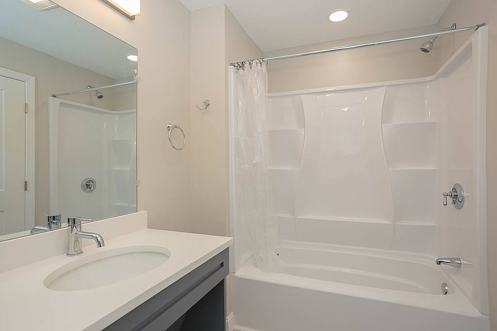 Apartment for rent at 882 Massachusetts Ave #2E, Arlington, MA 02476