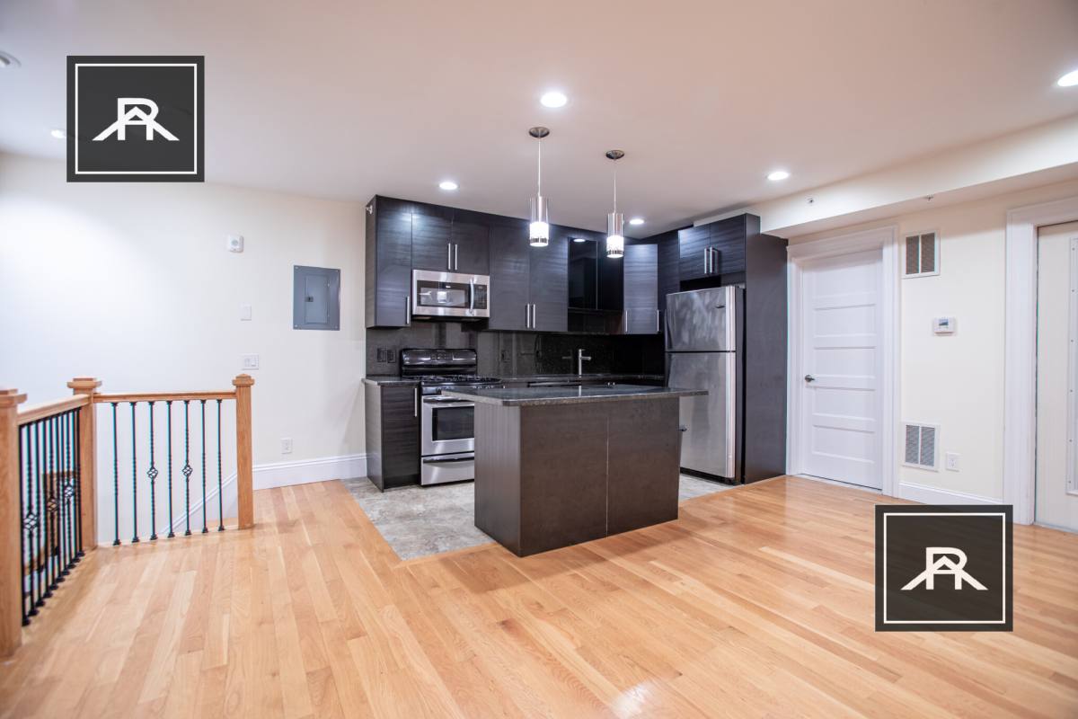 Apartment for rent at 1616 Beacon #3, Brookline, MA 02446