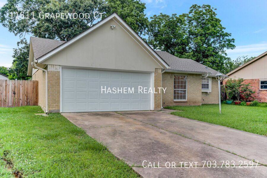 House for rent at 11511 Grapewood Court, Houston, TX 77089