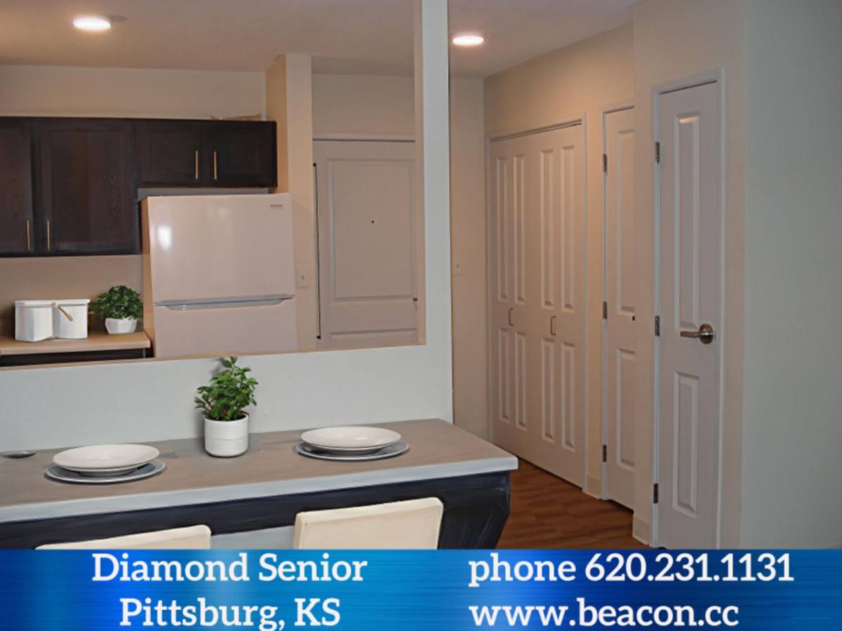 Apartment for rent at 700 N Pine St, Pittsburg, KS 66762