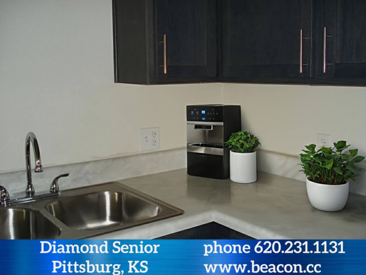 Apartment for rent at 700 N Pine St, Pittsburg, KS 66762