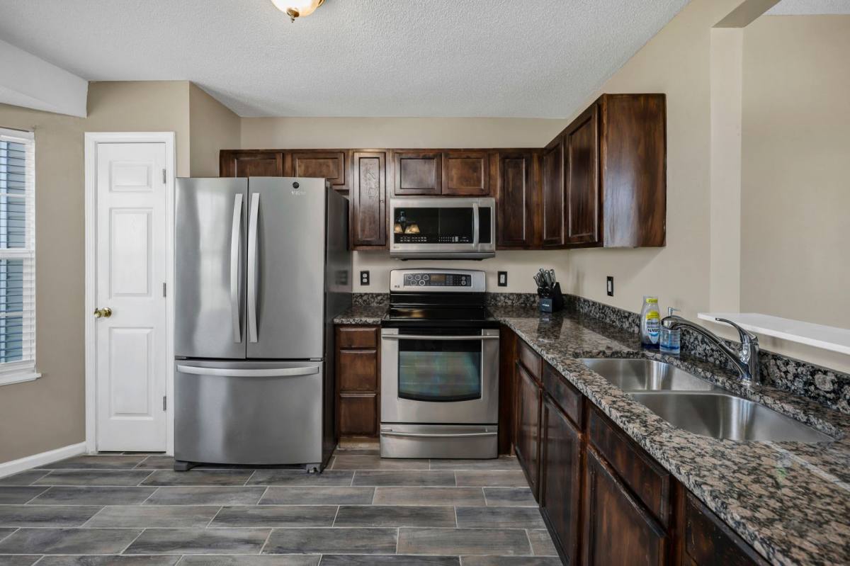 House for rent at 331 Woodcote Dr, Gaston, SC 29053