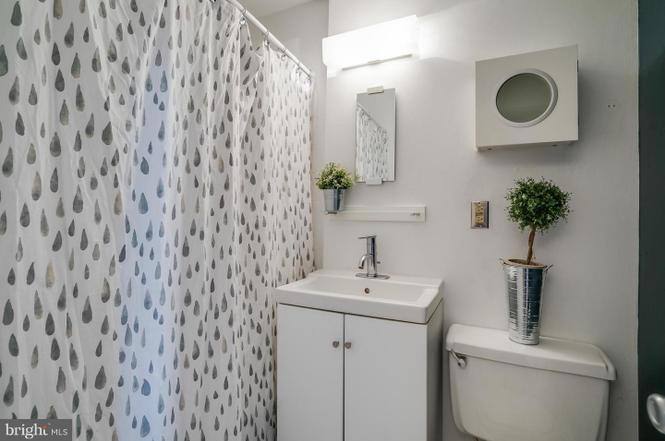 Apartment for rent at 1615 Q St NW #1110, Washington, DC 20009