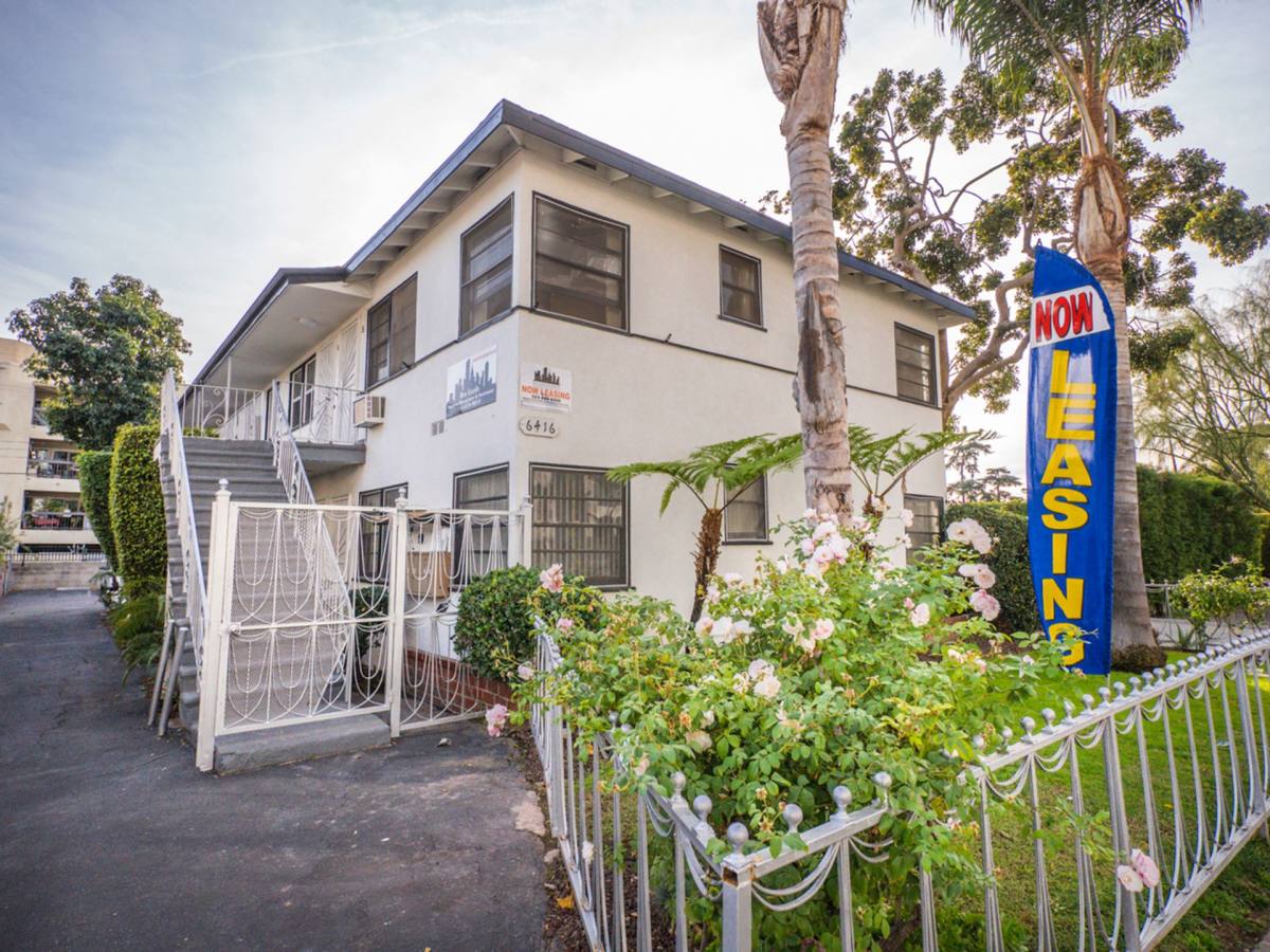 Apartment for rent at 6416 Fountain Ave, Los Angeles, CA 90028