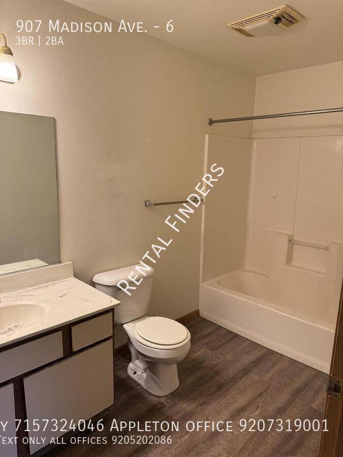 Apartment for rent at 907 Madison Ave #6, Marinette, WI 54143