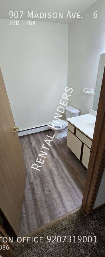 Apartment for rent at 907 Madison Ave #6, Marinette, WI 54143