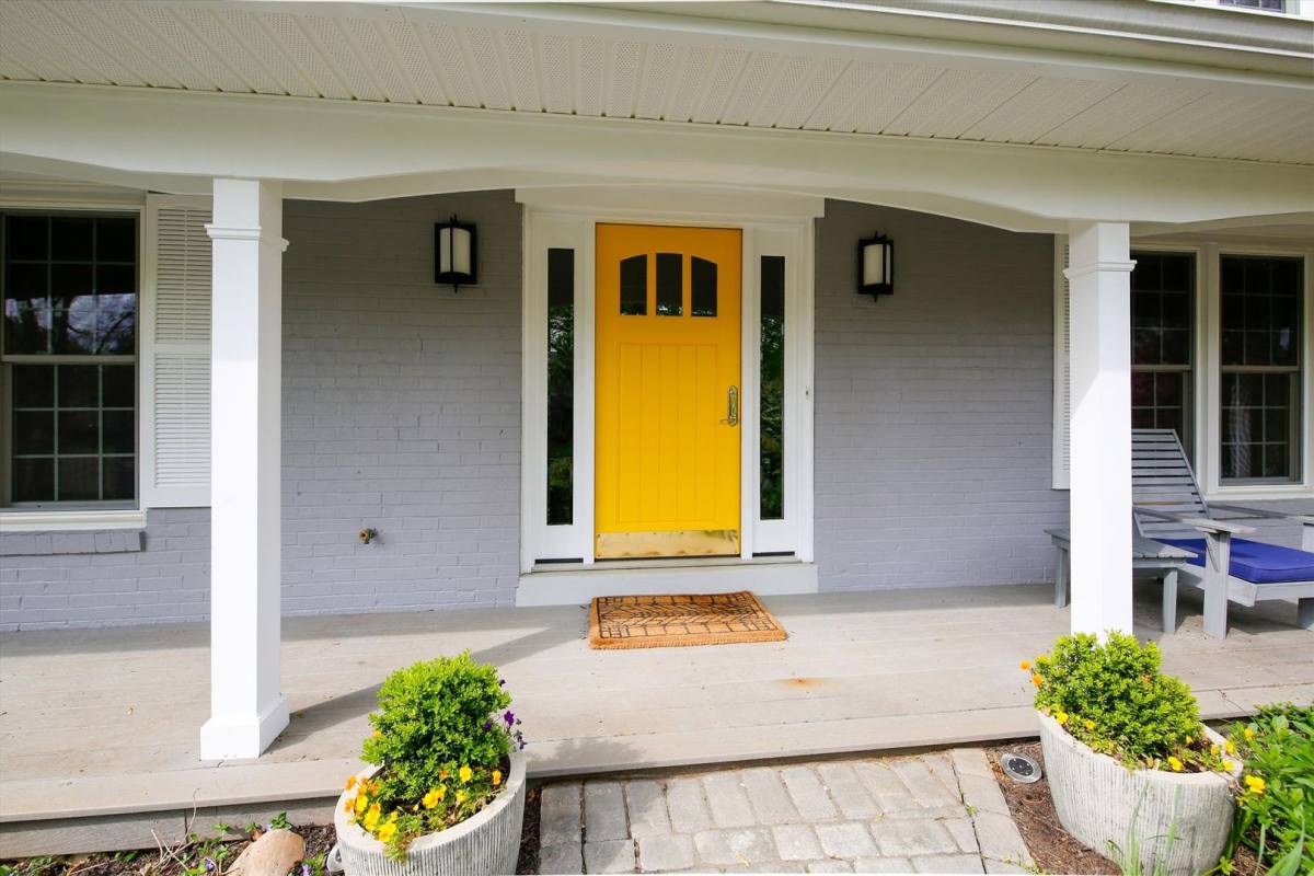 House for rent at 1755 Glastonberry Rd, Potomac, MD 20854