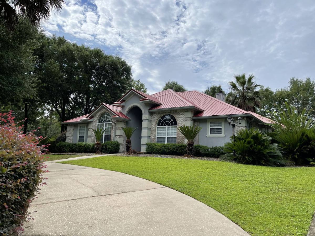House for rent at 205 Wedgewood Lane, Crestview, FL 32536