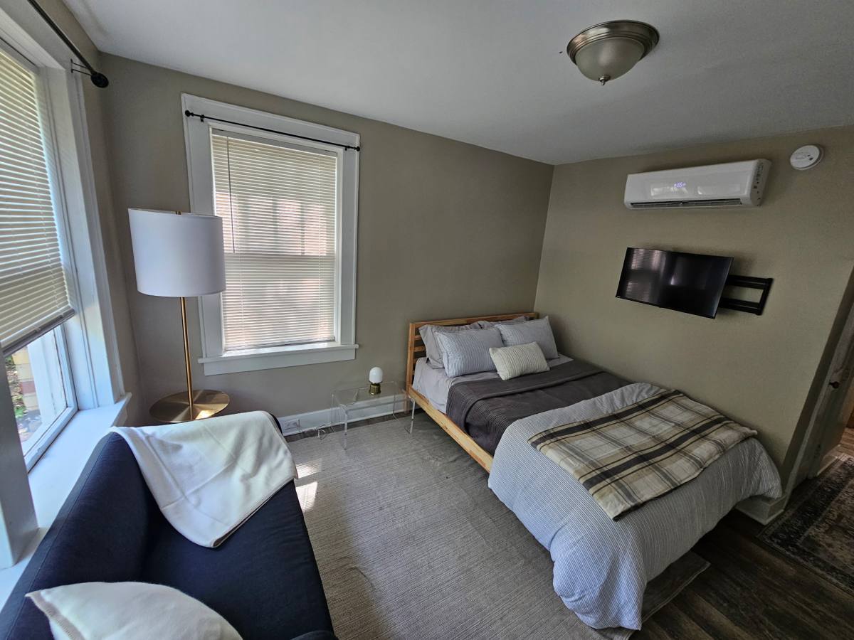 Apartment for rent at 525 E Manning St #1, Chattanooga, TN 37405
