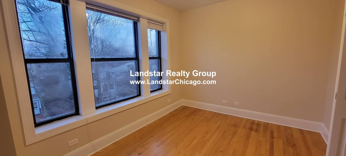 Apartment for rent at 902 Reba #2, Evanston, IL 60202