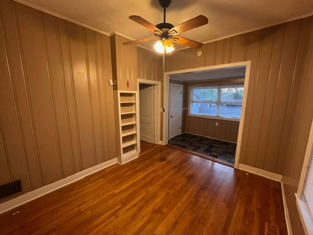 House for rent at 104 S Walnut St, Wilmore, KY 40390