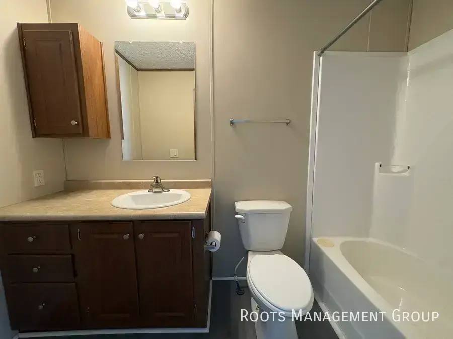 Apartment for rent at 200 Paradise Acres Rd #87, Carterville, IL 62918