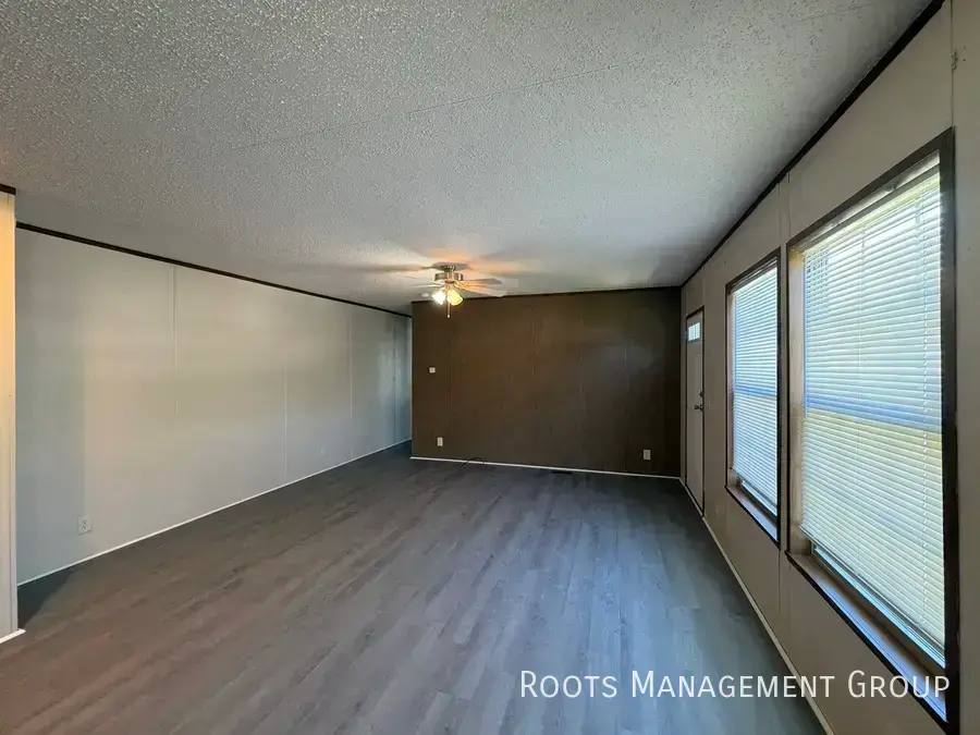 Apartment for rent at 200 Paradise Acres Rd #87, Carterville, IL 62918
