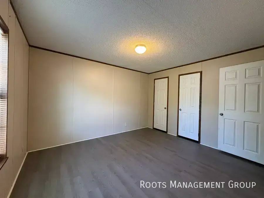Apartment for rent at 200 Paradise Acres Rd #87, Carterville, IL 62918