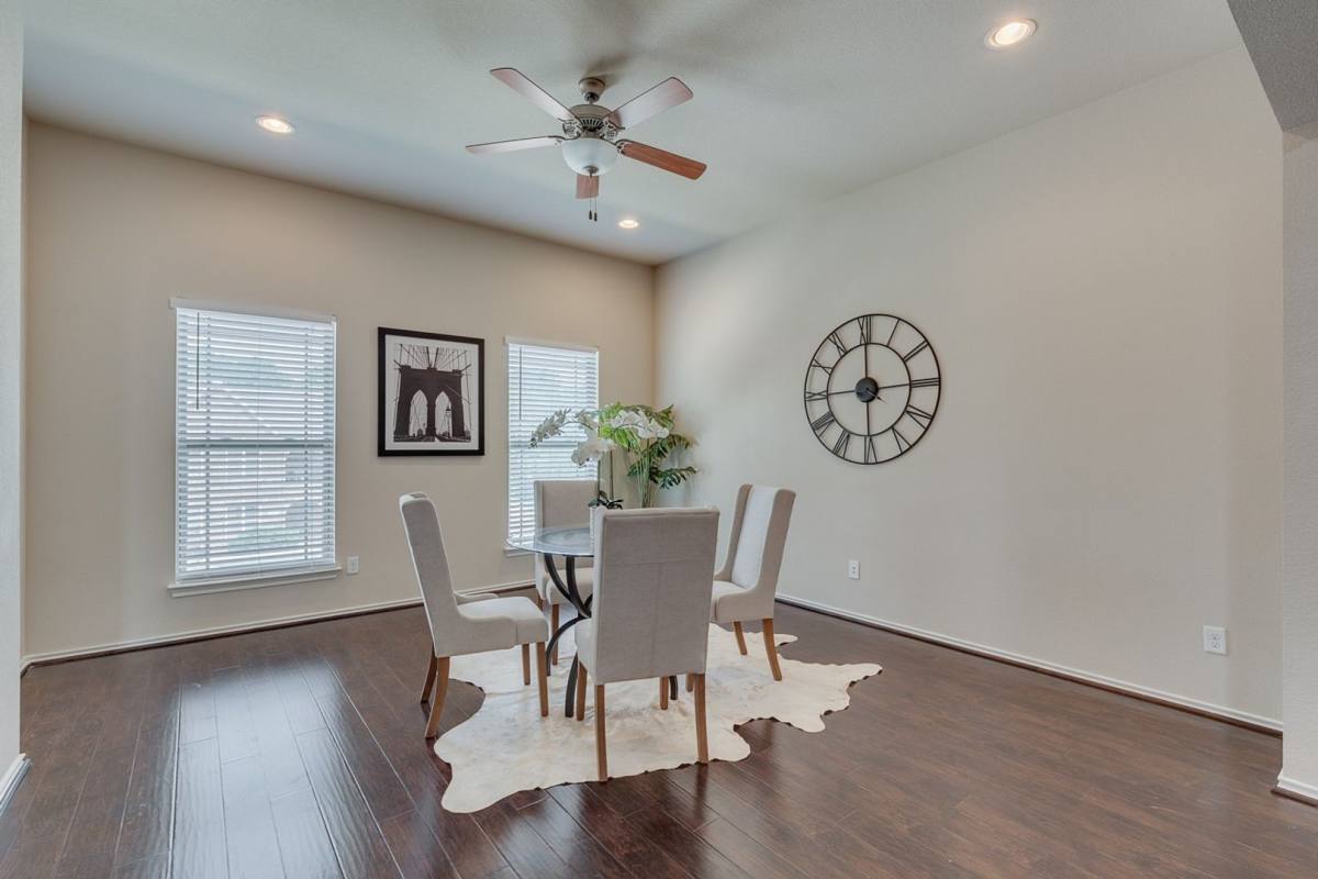 Apartment for rent at 2709 McCart Ave, Fort Worth, TX 76110