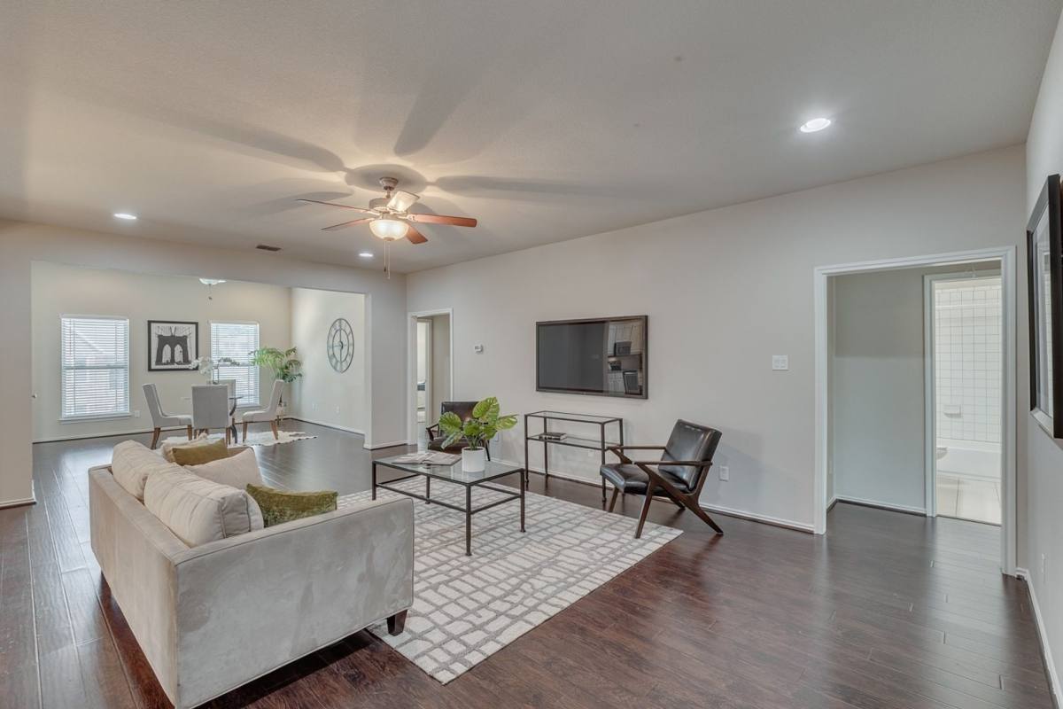 Apartment for rent at 2709 McCart Ave, Fort Worth, TX 76110