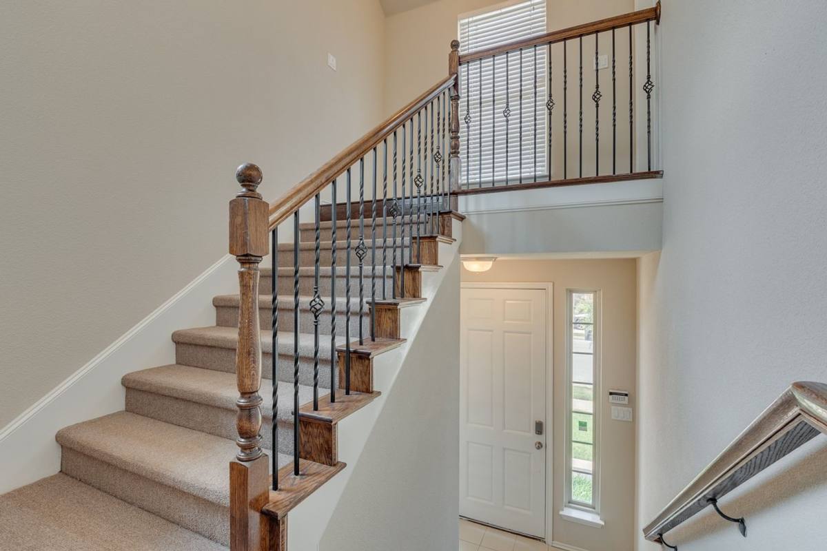 Apartment for rent at 2709 McCart Ave, Fort Worth, TX 76110