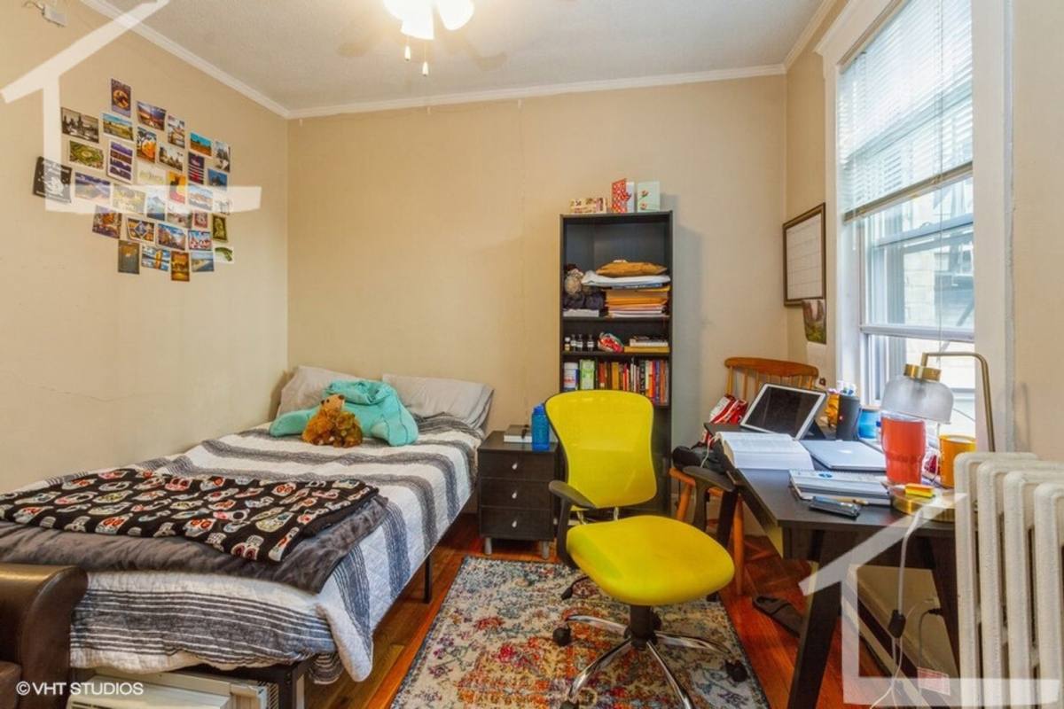 Apartment for rent at 27 Chiswick Rd #8H, Brighton, MA 02135