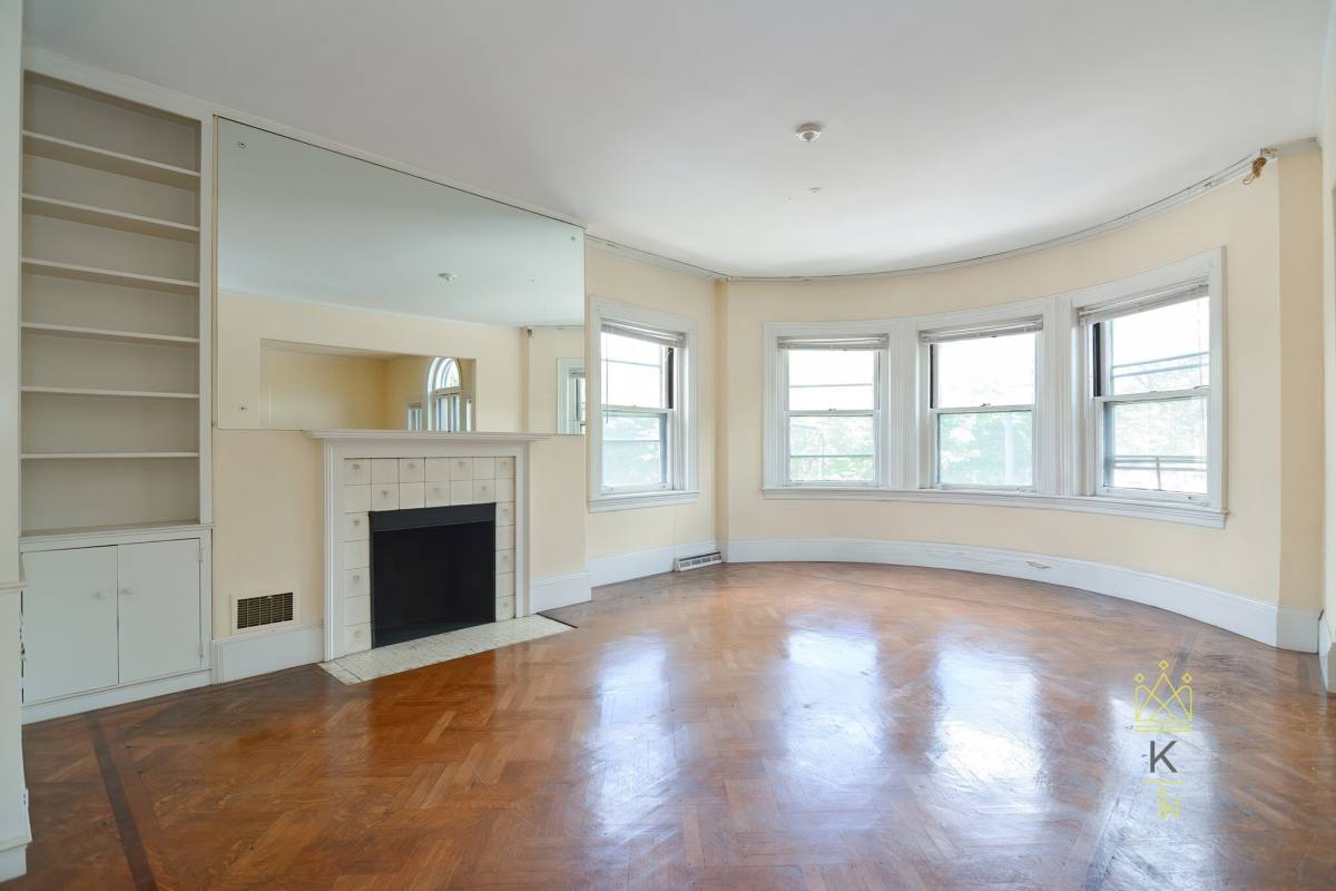 Apartment for rent at 923 Beacon #2, Boston, MA 02215