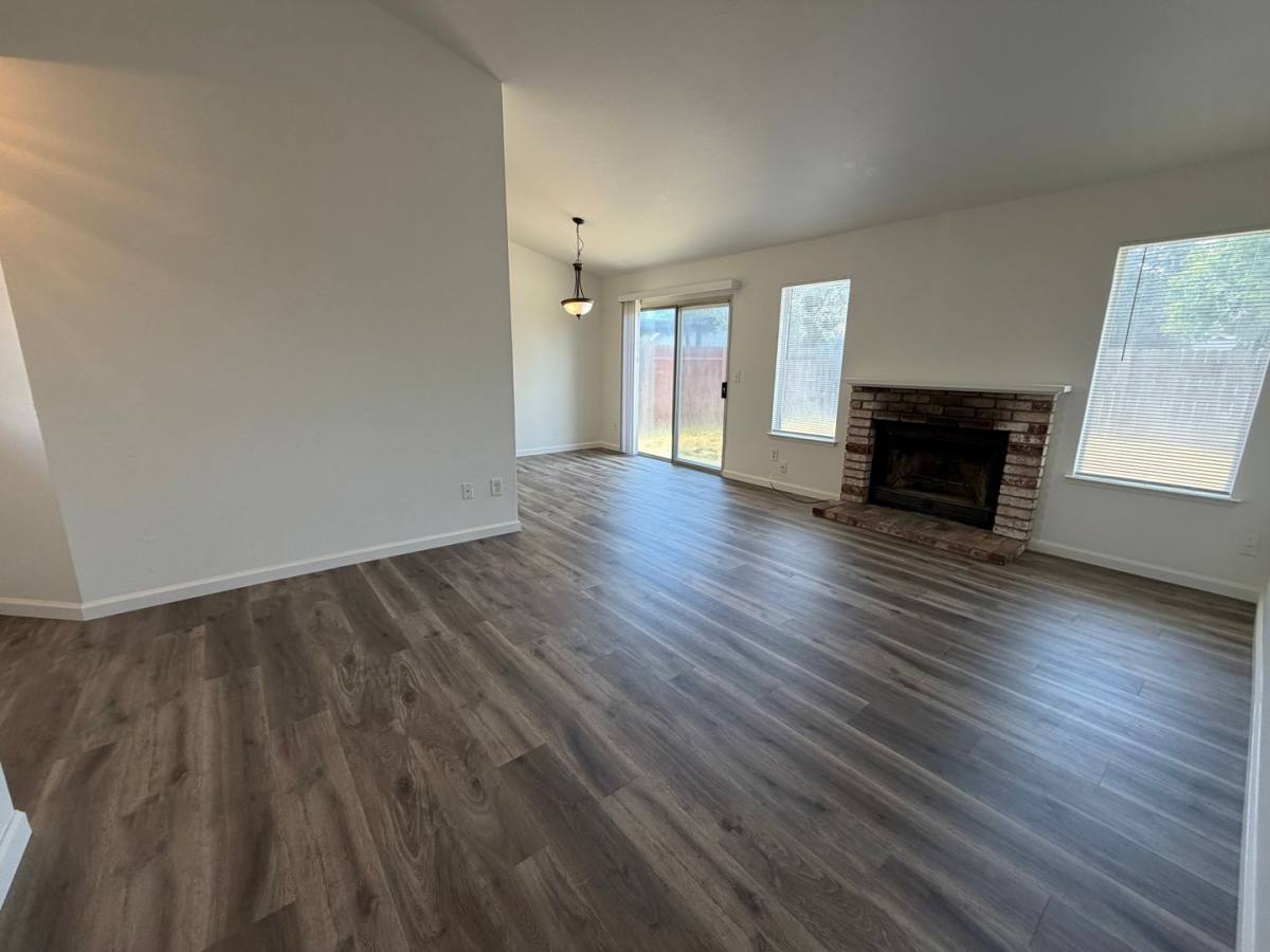 House for rent at 8162 Morgan Hill Way, Sacramento, CA 95828