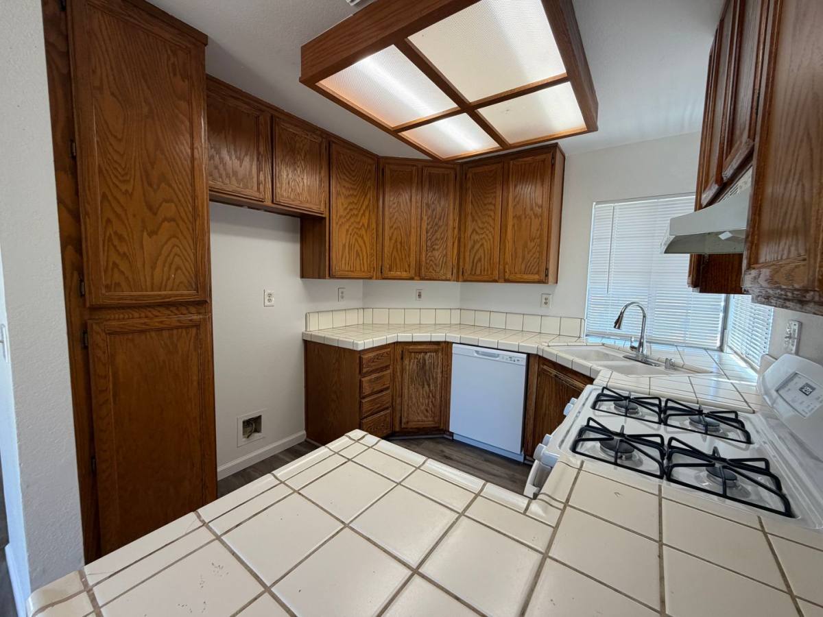 House for rent at 8162 Morgan Hill Way, Sacramento, CA 95828