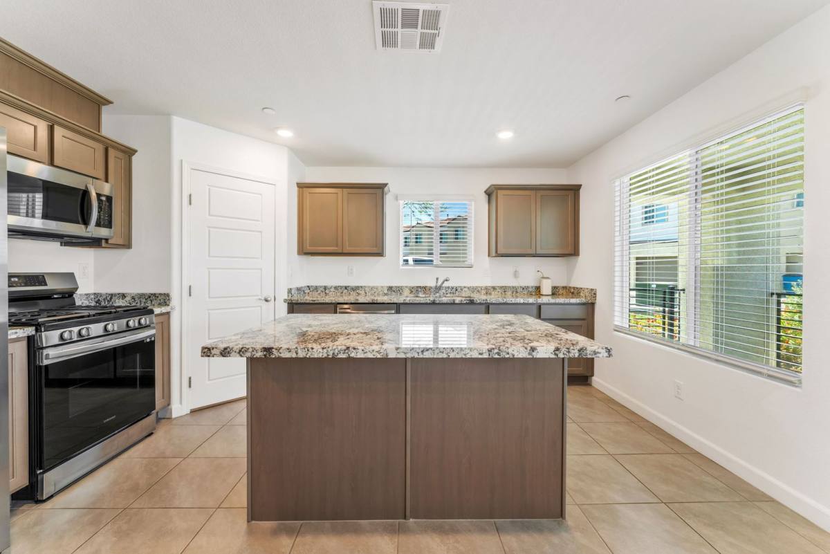 House for rent at 3545 Golden Chariot Ave, Las Vegas, NV 89106