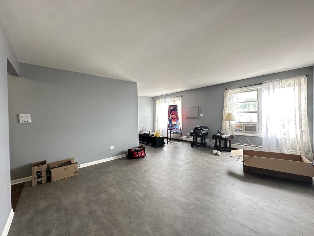 Apartment for rent at 3040 Central #P302, Chicago, IL 60634