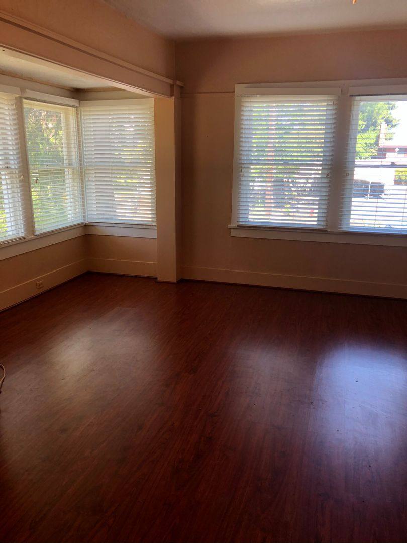 House for rent at 534 Sisemore, Bend, OR 97703
