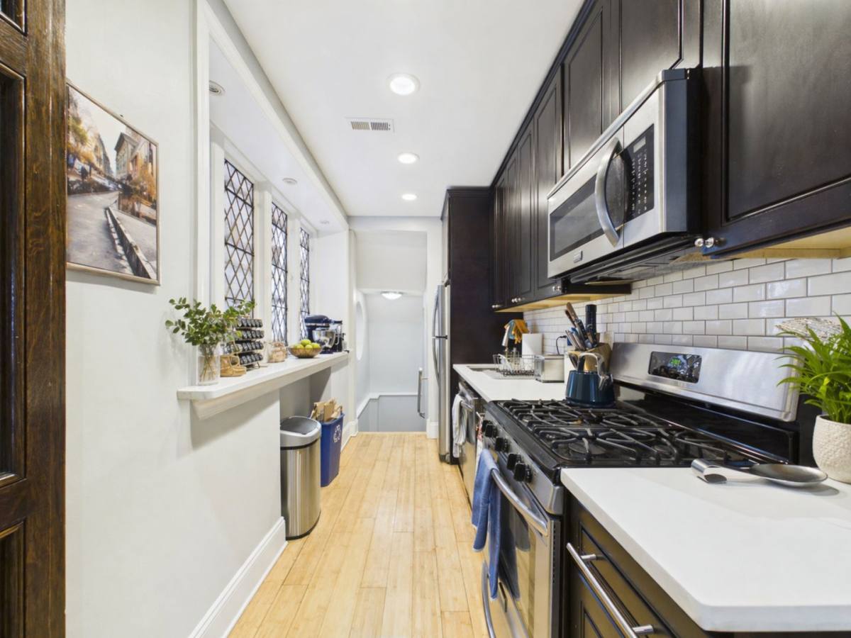 Apartment for rent at 1823 Spruce St, Philadelphia, PA 19103